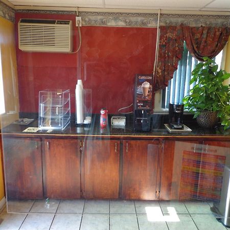Economy Inn Express Warren Екстериор снимка