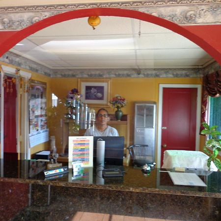 Economy Inn Express Warren Екстериор снимка