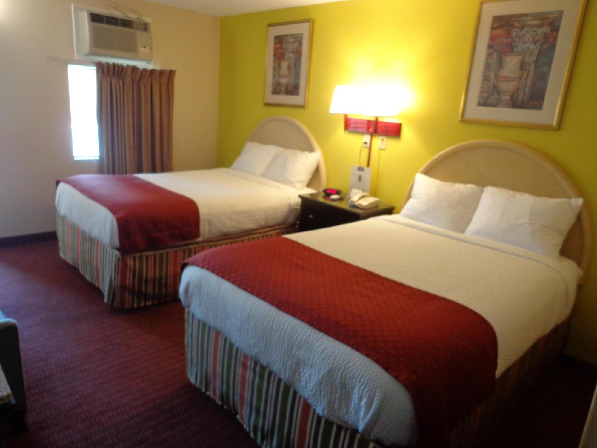 Economy Inn Express Warren Екстериор снимка
